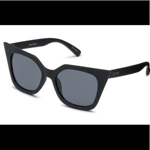 SOLD!!!!!Quay Australia HARPER CAT EYE